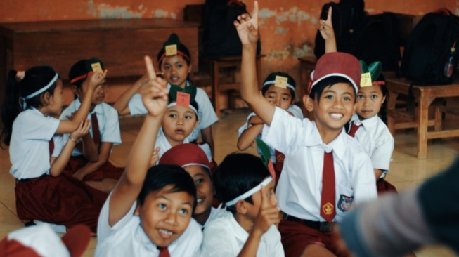 Nilai PISA Rendah, Mengapa Kita Masih Sibuk Mengganti Kurikulum?