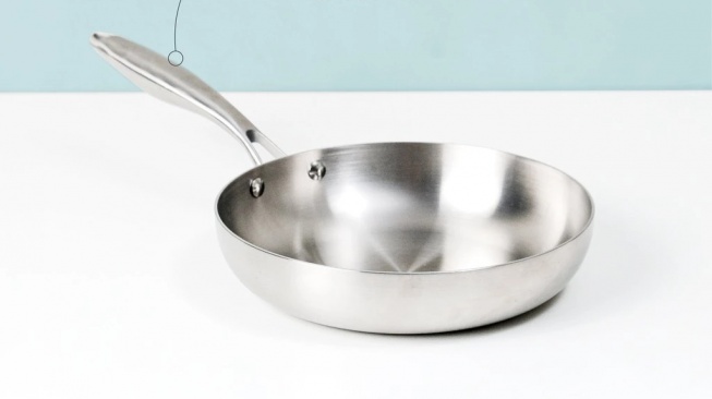 Nuclad edel skillet fry pan. (Shopee)