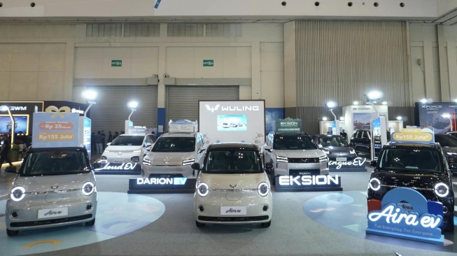 Wuling Boyong Jajaran Kendaraan Elektrifikasi di Pameran Otomotif Akhir Tahun