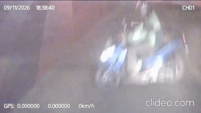 TransJakarta Bantah Sopir Ugal-ugalan: CCTV Ungkap Pemotor Potong Jalur!