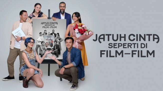 Jatuh Cinta Seperti di Film-Film: Ketika Cinta Nyata Tak Selalu Seindah Skenario