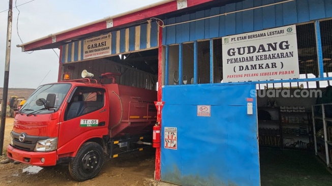 Strategi PT Etam Bersama Lestari (EBL) yang merupakan anak usaha emiten sawit PT Triputra Agro Persada Tbk (TAPG) dalam mencegah kebakaran hutan dan lahan (karhutla). [Suara.com/Rina Anggraeni].