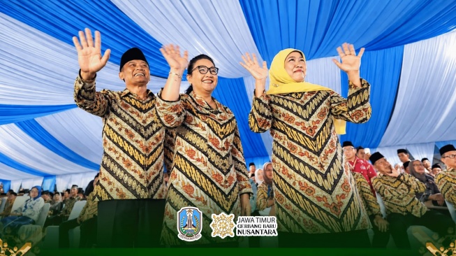 Pembukaan MTQ Nasional XXXI, Gubernur Khofifah Dukung Kafilah Jatim untuk Berikan Hasil Gemilang
