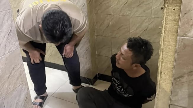Provokator di konser Band Kotak. (Tangkapan layar)