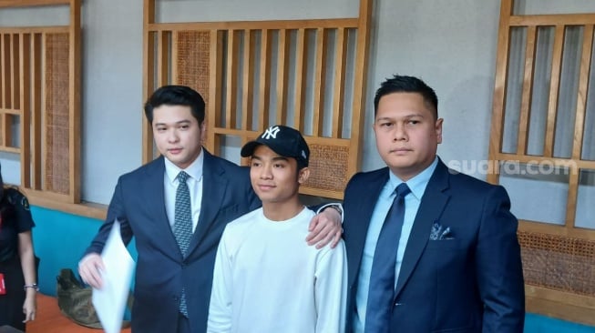 Betrand Peto Bantah Lakukan Pelecehan Seksual: ANW Tiba-Tiba Masuk ke Ruang Karaoke