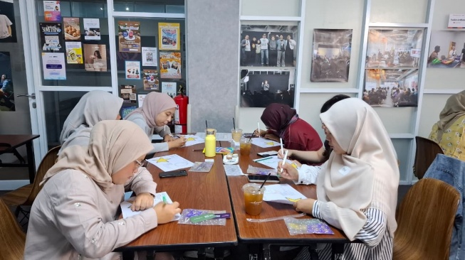 Membaca, Memahami, dan Merefleksi: Seni Menjaga Fokus di Tengah Serbuan Gawai