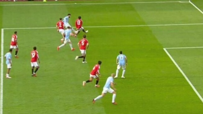 Gol Offside Haaland Disahkan Manchester United Dicurangi, Wasit VAR Kena Sanksi [Istimewa]