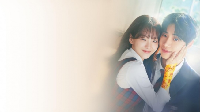 Ulasan Drakor Head Over Heels: Melawan Takdir Berbalut Romansa Remaja Supernatural