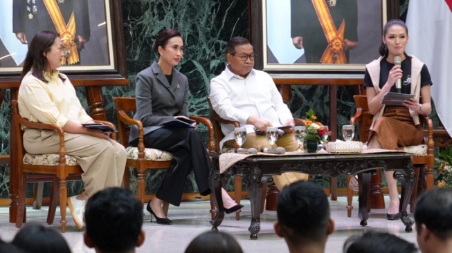 Menteri Pariwisata Widiyanti Putri Wardhana dan Gubernur DKI Jakarta Pramono Anung.