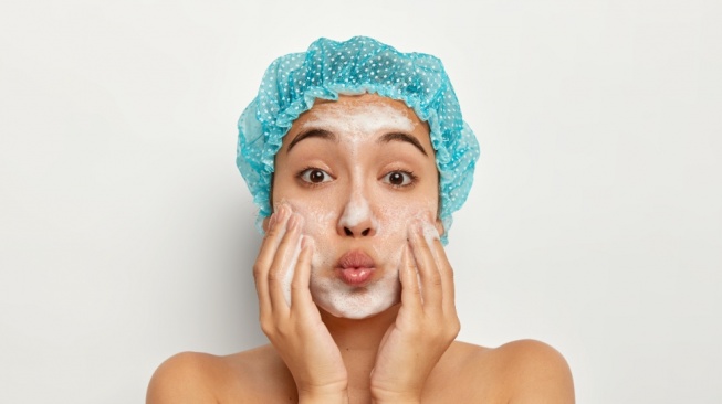 4 Rekomendasi Sabun Cuci Muka Ceramide Terbaik untuk Perbaiki Skin Barrier, Harga di Bawah Rp50 Ribu