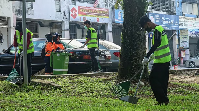 Pria Indonesia dipenjara satu bulan di Malaysia akibat gagal membayar denda buang puntung rokok. (Bernama)