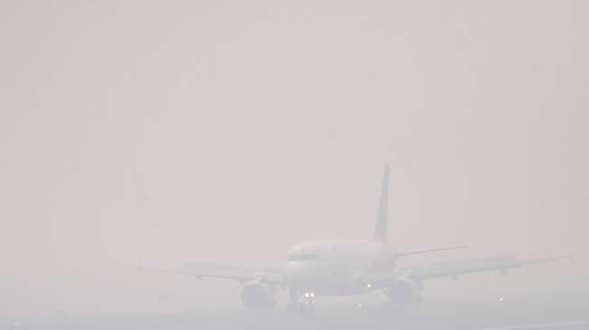 Pesawat komersial Airbus A320-216 milik maskapai penerbangan Pelita Air mendarat di Bandara Internasional Sultan Mahmud Badaruddin (SMB) II Palembang, Sumatera Selatan, Kamis (17/9/2026). [ANTARA FOTO/Nova Wahyudi/YU]