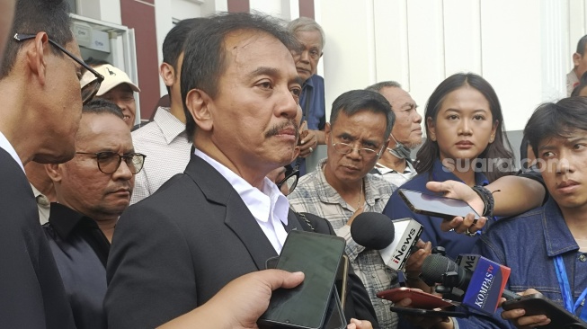 Sidang Perdana Digelar, Roy Suryo cs: Jaksa Tak Punya Nyali Datangkan Jokowi Jadi Saksi