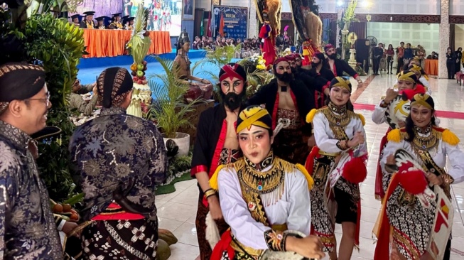 Ironi Pariwisata Jogja, Kampus Sepi Peminat, Industri Justru Kekurangan SDM Kompeten