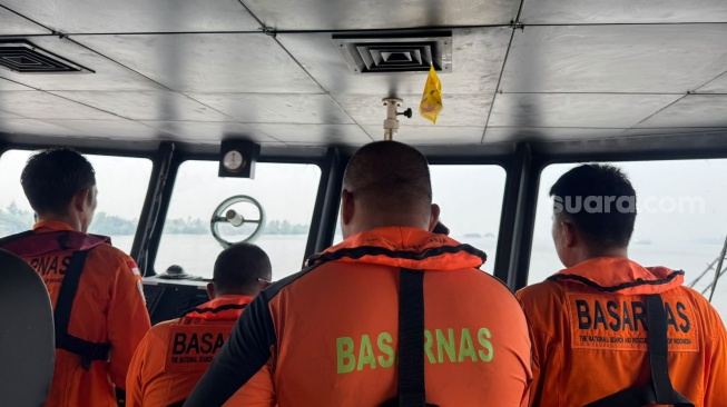 Badan KM Virgo Transport 8 Tak Lagi Terlihat di Permukaan, Sonar Jadi Andalan Tim SAR