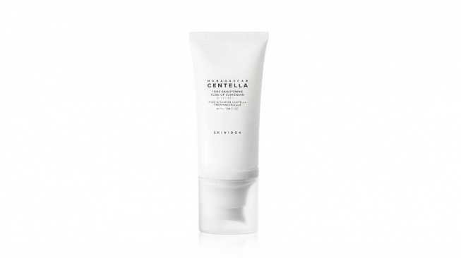 SKIN1004 Madagascar Centella Tone Brightening Tone-Up Sunscreen SPF50 PA++++