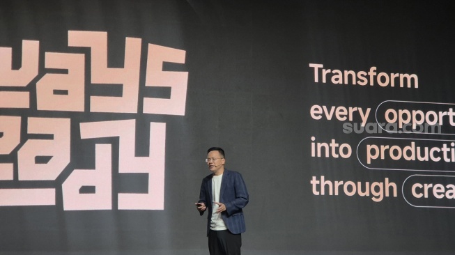 Country Director Xiaomi Indonesia, Michael Feng dalam peluncuran REDMI Note 17 Series di Jakarta, Rabu (16/9/2026). [Suara.com/Dythia]