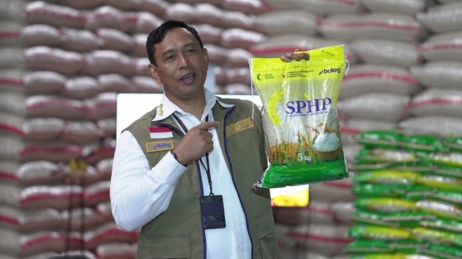 Direktur Utama Perum Bulog Letnan Jenderal TNI (Purn.) Dr. Ahmad Rizal Ramdhani, S.Sos., S.H., M.Han. (Dok: Bulog)