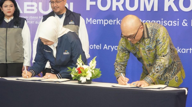 PT Biro Klasifikasi Indonesia (Persero) atau BKI menandatangani Nota Kesepahaman (Memorandum of Understanding/MoU) dengan Asosiasi Badan Usaha Pelabuhan Indonesia (ABUPI) di Mezzanine Ballroom, Jakarta, Rabu (16/9/2026). [Handout]