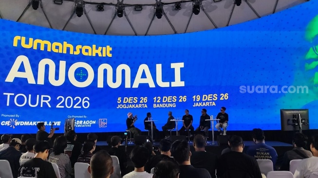 Grup band Rumahsakit saat konferensi pers untuk tur saar ditemui di Senayan, Jakarta Pusat pada Rabu, 16 September 2026