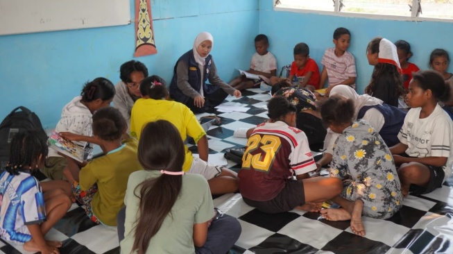 Ratusan Buku Hadir di Rumah Belajar Patriot, Bawa Cerita Baru Buat Anak-Anak Werianggi