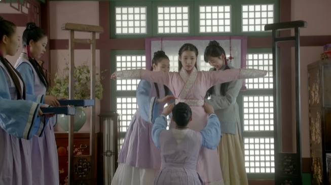 Drakor Bisa Kenalkan Budaya Korea pada Dunia, Kenapa Indonesia Belum?