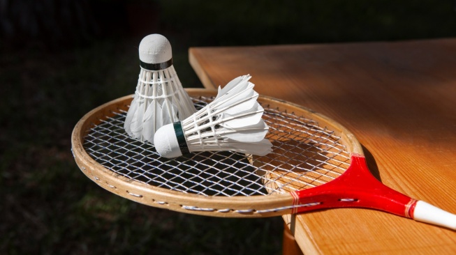 cara memilih raket badminton (magnific)