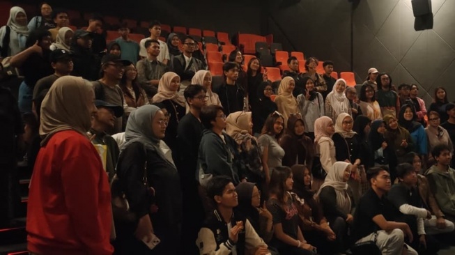 Screening film Memburu Pemangsa di Jogja