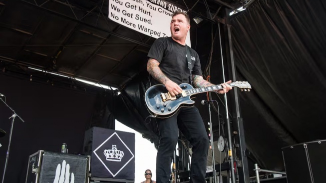 Gitaris New Found Glory Chad Gilbert Meninggal Dunia Usai Berjuang Melawan Kanker Langka