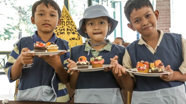 Anak-anak peserta Cancer Awareness Month. (Dok: Hotel Royal Ambarrukmo)