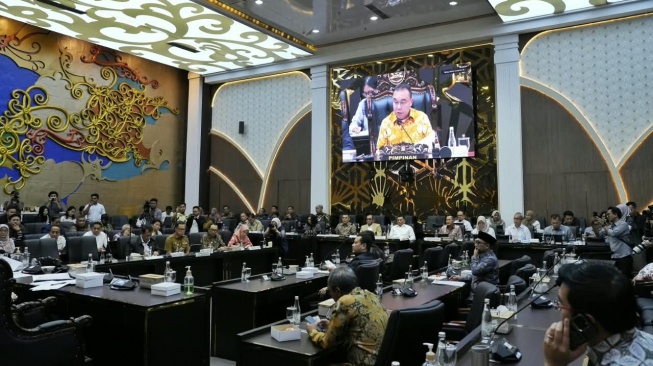 DPR dan pemerintah merumuskan sejumlah mekanisme penyelesaian Konflik Agraria yang kemudian dibawa pada pengambilan keputusan dalam rapat yang dipimpin Wakil Ketua DPR RI Sufmi Dasco Ahmad di Kompleks Parlemen, Senayan, Jakarta, Senin (21/9/2026). [Ist]