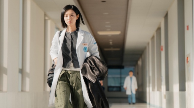 Sinopsis Doctor X: Dokter Jenius Melawan Mafia Rumah Sakit, Rilis 9 Oktober