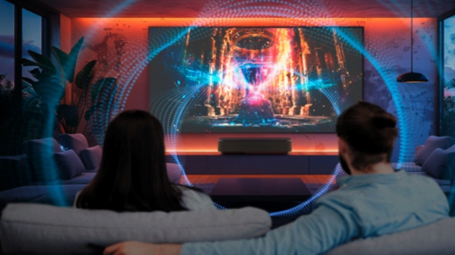 Epson Hadirkan Proyektor 4K Ultra-Short-Throw EH-LS970B untuk Hiburan Layar Besar di Rumah