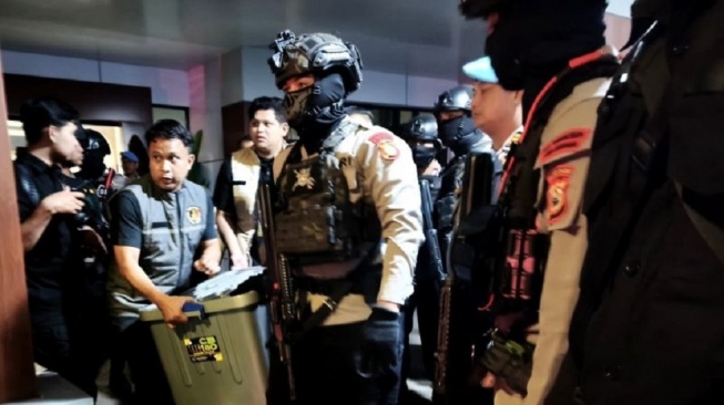 4 Boks Bukti Dugaan Pungli Disita dari Kantor hingga Rumah Bupati Gowa Sitti Husniah Talenrang