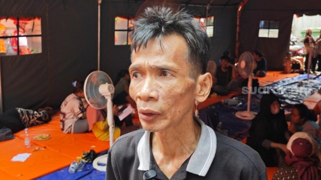Meski Harta Ludes Terbakar, Warga Kebayoran Lama Memilih Bertahan demi Menjemput Rezeki