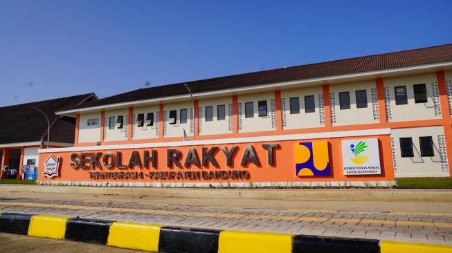 PT Brantas Abipraya membangun serangkaian fasilitas dan infrastruktur, termasuk pengadaan Sekolah Rakyat. (Dok: Brantas Abipraya)