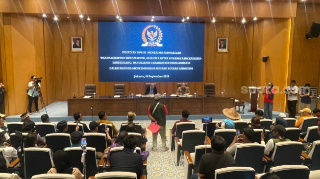 Pimpinan DPR Temui Massa Aksi Hari Tani, Kritik Soal UU Reforma Agraria Ditampung