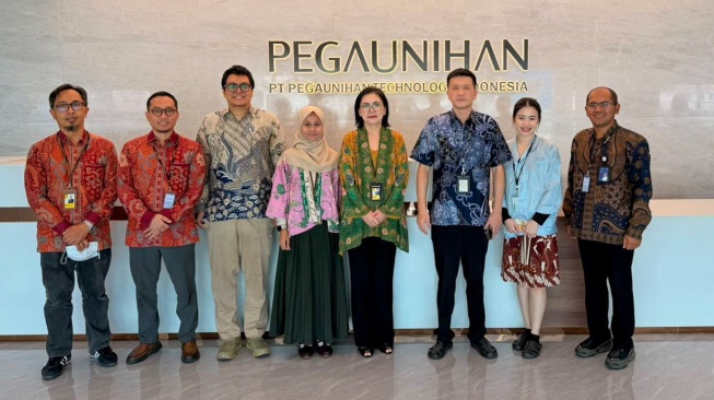 PT Biro Klasifikasi Indonesia (Persero) atau BKI berpartisipasi dalam kegiatan pengabdian kepada masyarakat yang diselenggarakan oleh tim dosen Fakultas Ilmu Administrasi Universitas Indonesia (FIA UI) bekerja sama dengan PT Pegaunihan Technology Indonesia di Batam, Kepulauan Riau. [handout]
