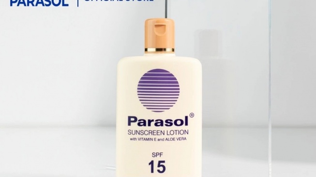 Sunscreen Parasol Lotion SPF 15 (Shopee)