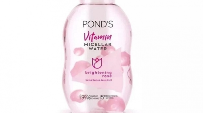 Pond’s Vitamin Micellar Water Brightening Rose (Shopee)