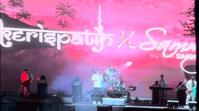 Sammy Simorangkir Bawakan Lagu-Lagu Kerispatih, Pestapora 2026 Larut dalam Nostalgia