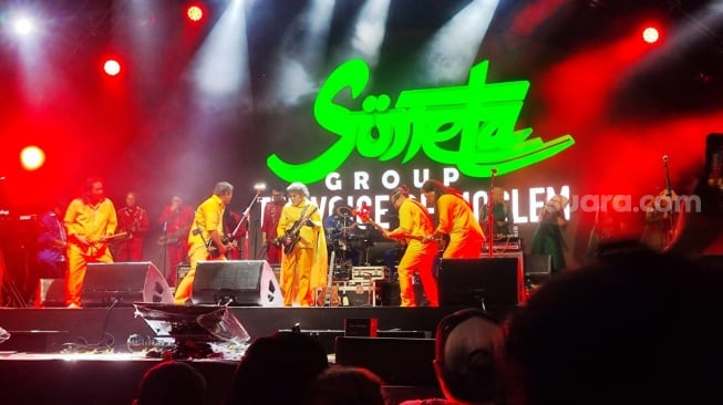 Rhoma Irama menyerukan anti korupsi saat tampil di festival musik PestaPora 2026, Sabtu (27/9/2026). [Ferry Noviandi/Suara.com]