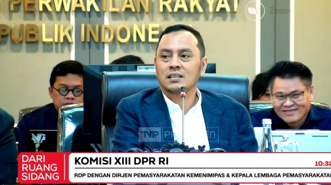 Tak Cuma Cibinong, DPR Desak Bangunan Tak Sesuai di Seluruh Lapas Dibongkar
