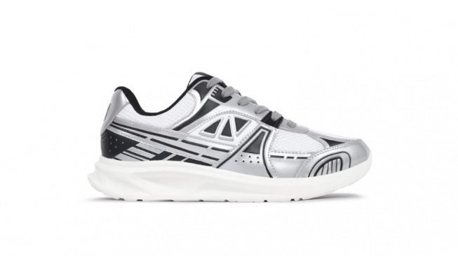Aerostreet Riven Sneakers (Shopee)
