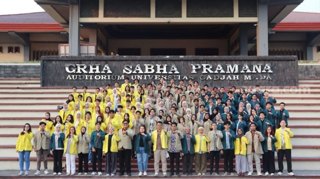 Aliansi Mahasiswa UGM, UI, ITB Ultimatum Rezim: Setop Hamburkan Uang Rakyat dan Bungkam Demokrasi