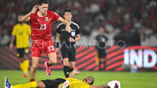 Justin Hubner optimistis Timnas Indonesia tetap berpeluang lolos ke final FIFA ASEAN Cup 2026. (Antara)
