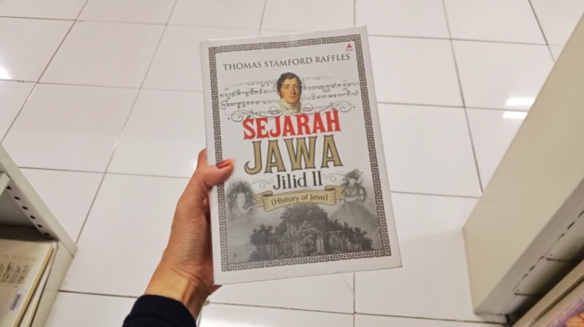 Sejarah Jawa Jilid II: Masyarakat, Agama, dan Tradisi dalam Catatan Raffles