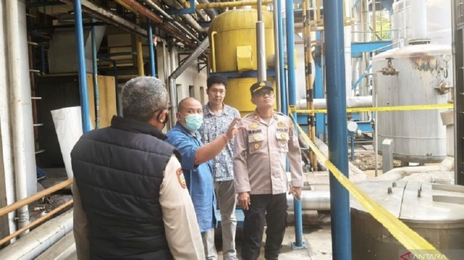 Gas Pabrik Bocor di Pasar Rebo, 24 Warga Sesak Napas hingga Dilarikan ke Rumah Sakit