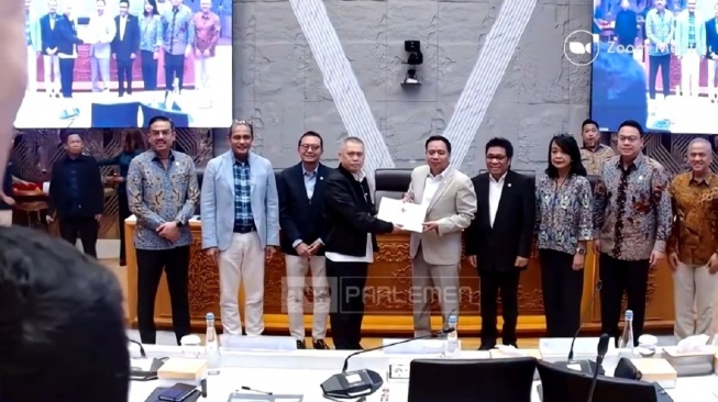 DIM RUU LLAJ Diserahkan ke DPR, Puluhan Pasal Siap Dirombak Total