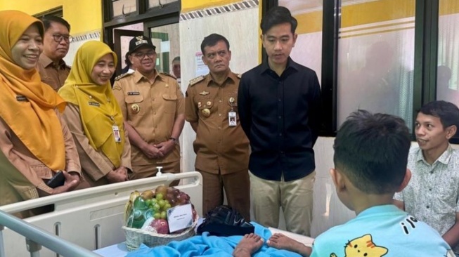 Langkah Empati Wapres Gibran Harus Diiringi Evaluasi Total Program Makan Bergizi Gratis